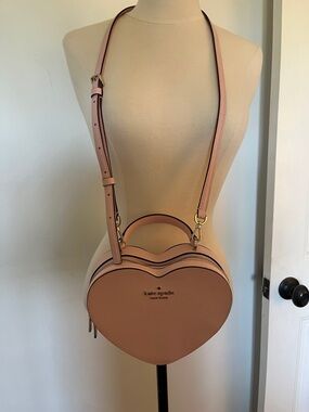 kate spade Heart-Shaped Crossbody in Blush Pink